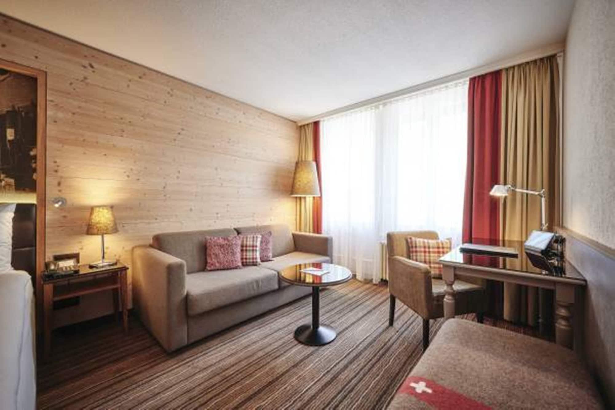 होटल Hotel Interlaken